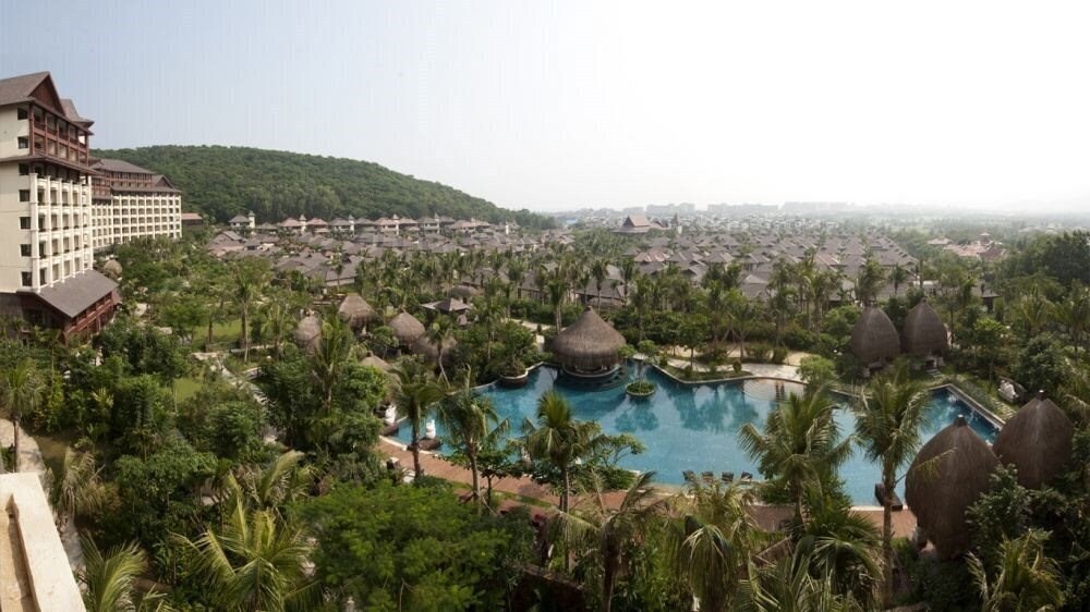 Отель Stony Brook Villa Jianguo Resort Sanya 5*